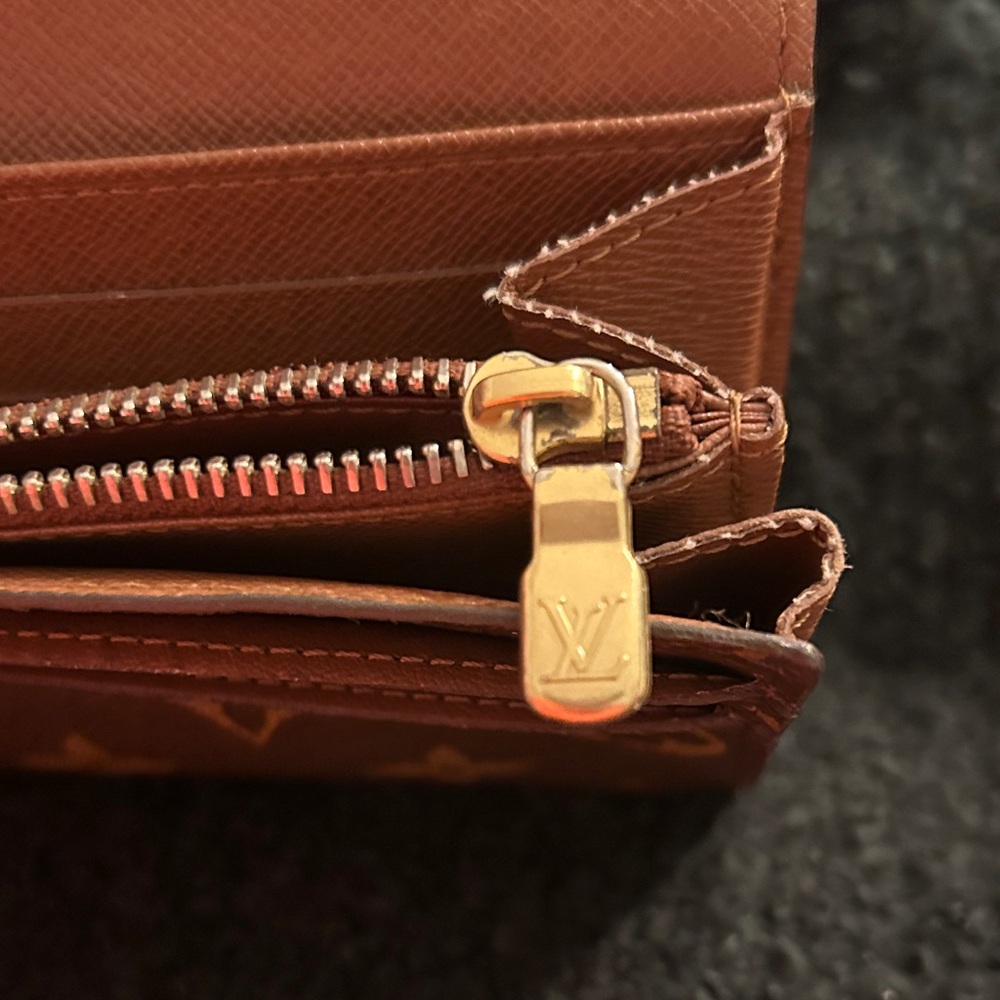 Louis Vuitton Classic Brown Monogram‎ Wallet CA0068 - Picture 12 of 16